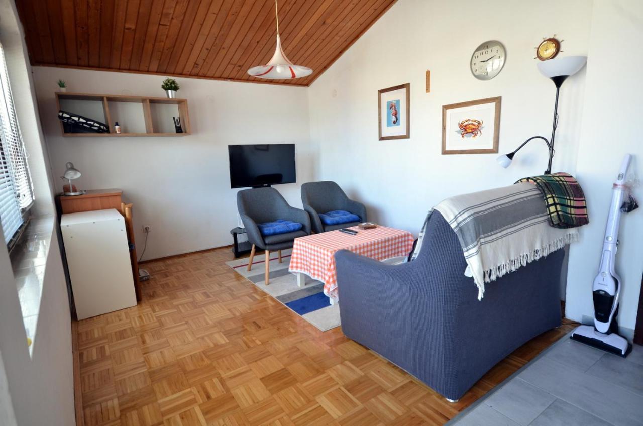 Blue Sky Apartment พรีมอชเตน ภายนอก รูปภาพ
